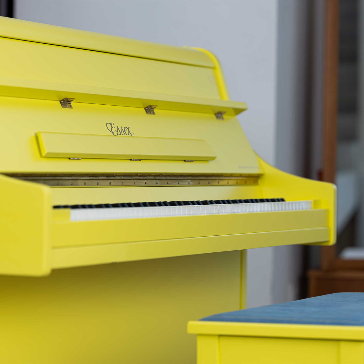 ESSEX UPRIGHT EUP108C MATT YELLOW - Continental