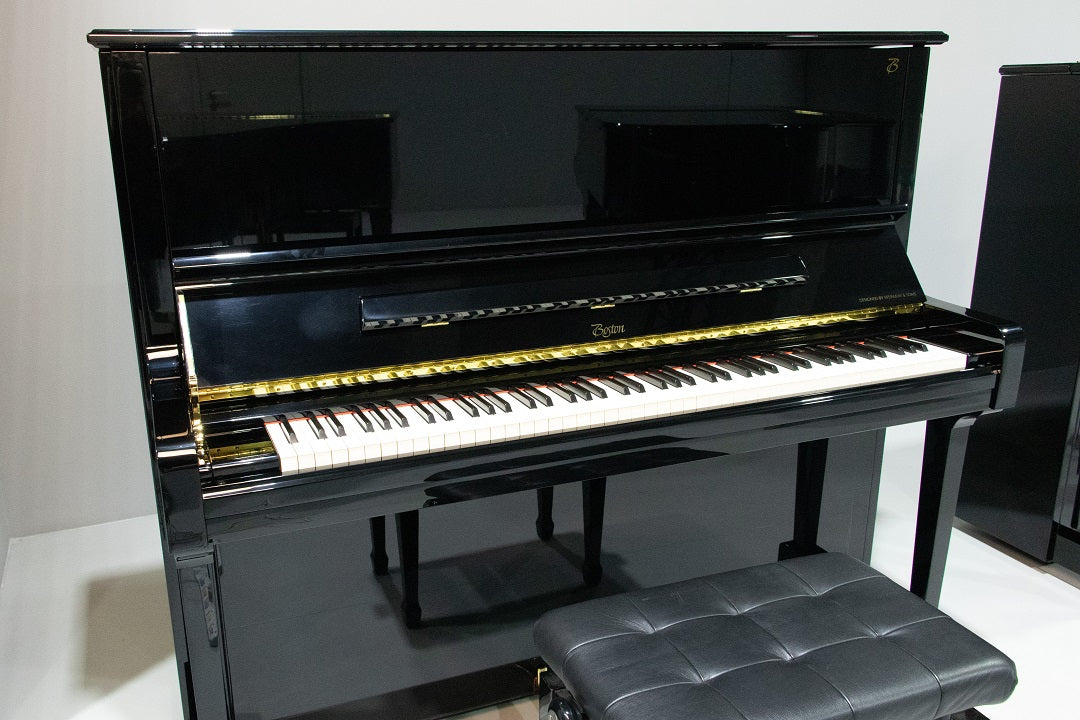 PRE-OWNED BOSTON UPRIGHT UP132E SN:198179 - Performance Edition