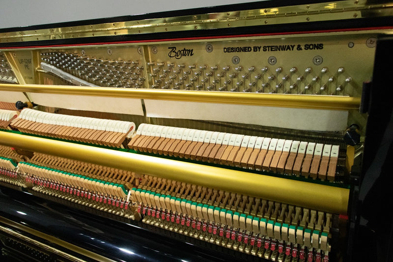 PRE-OWNED BOSTON UPRIGHT UP126E SN:175966 - Performance Edition