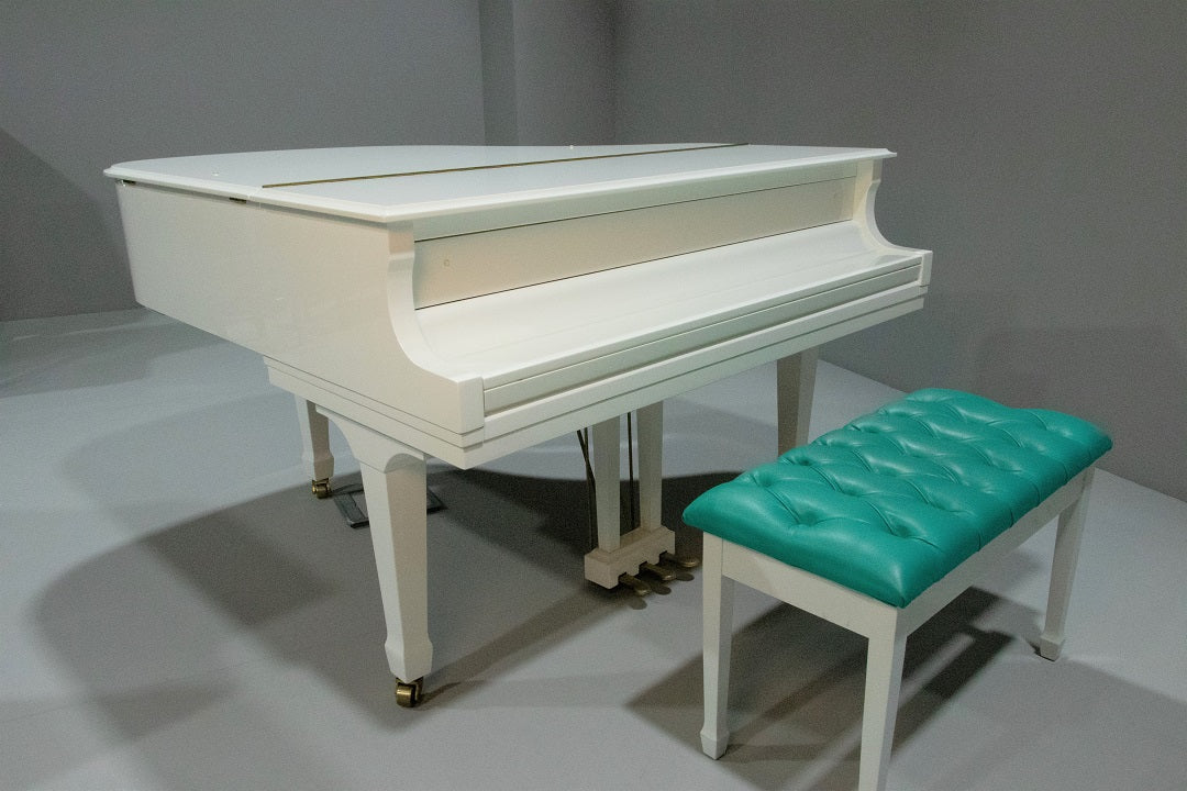 PRE-OWNED ESSEX GRAND EGP155C WHITE SN:133029 - Classic Grand