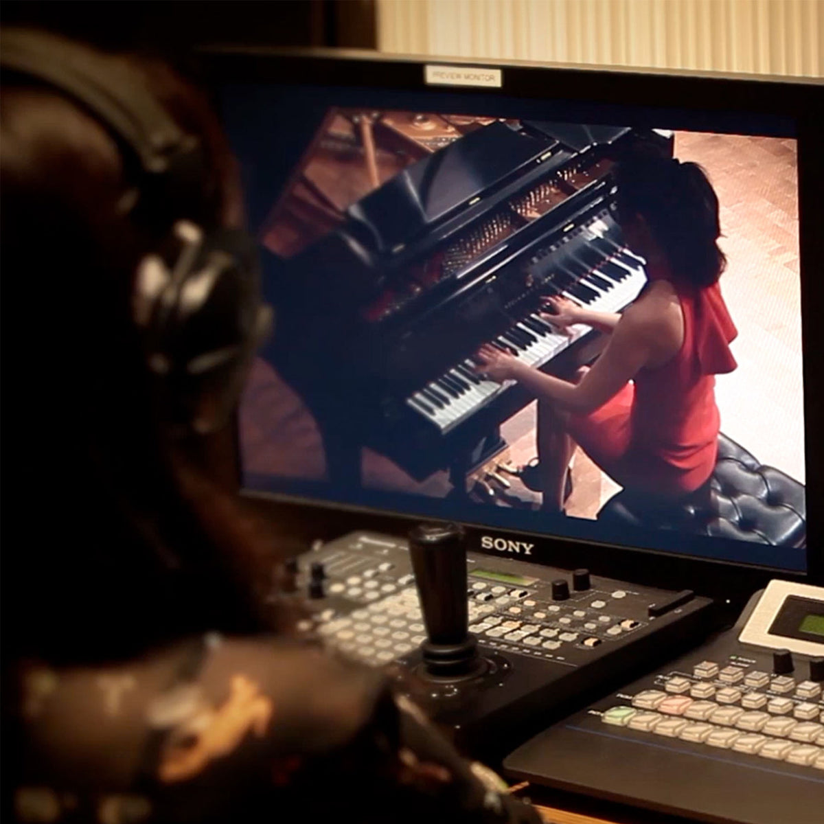 REWARD - 90 Min Livestream Masterclass/Recital -